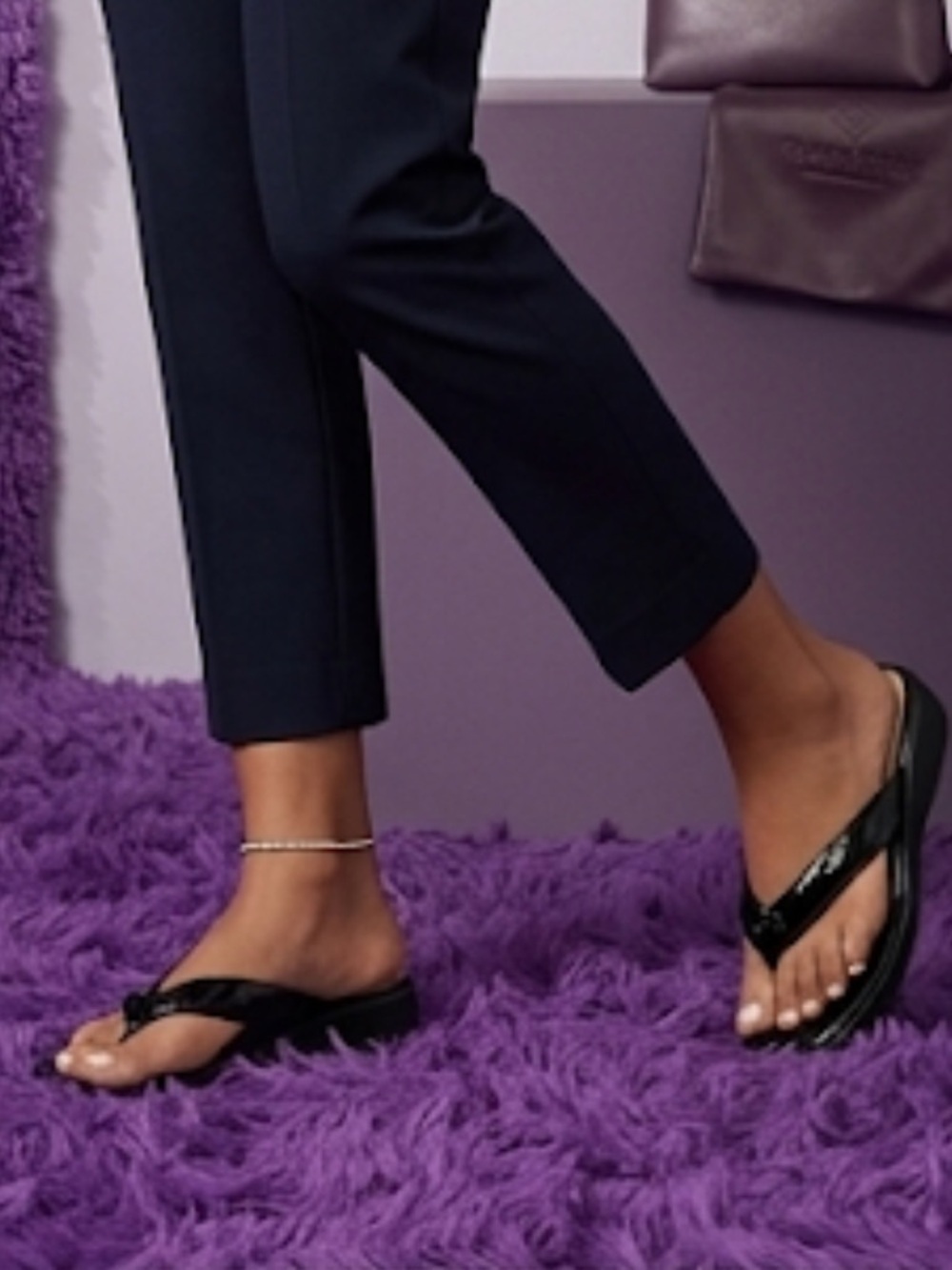 Taryn Rose Black Cropped Ankle Pants